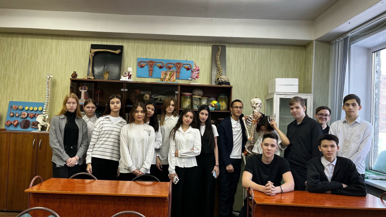 Ознакомительные экскурсии по медицинскому техникуму.